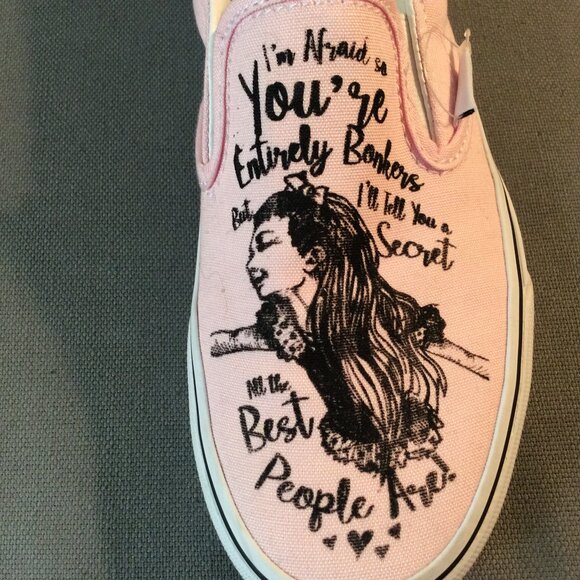 RARE NWOT Van's Alice In Wonderland slip on - Picture 3 of 9